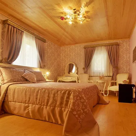 Ada Buyukada Hotel 4*