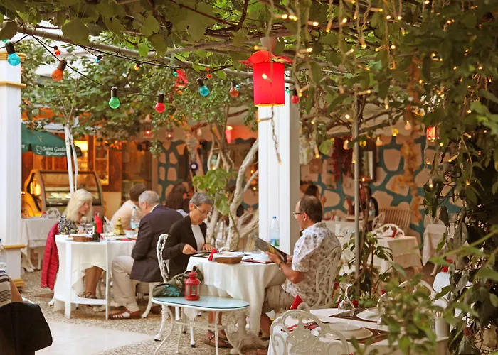 ホテル Ada Buyukada 4*