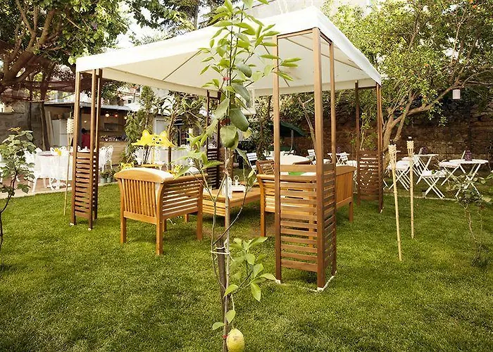 Ada Buyukada アダラー