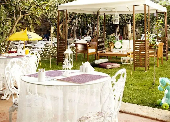 ホテル Ada Buyukada 4*